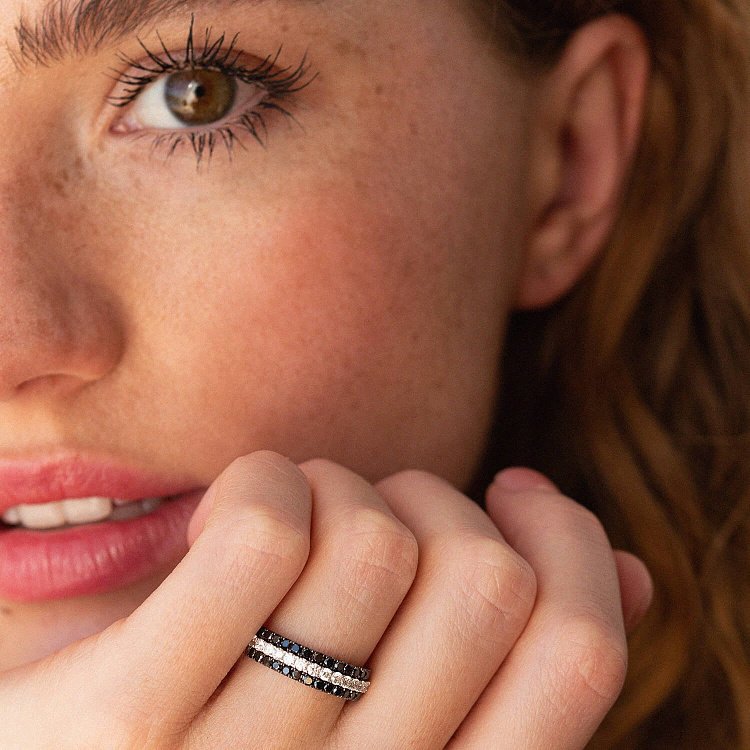 Золотое кольцо с белыми и черными бриллиантами кб0118cha от ювелирного магазина Оникс - 3