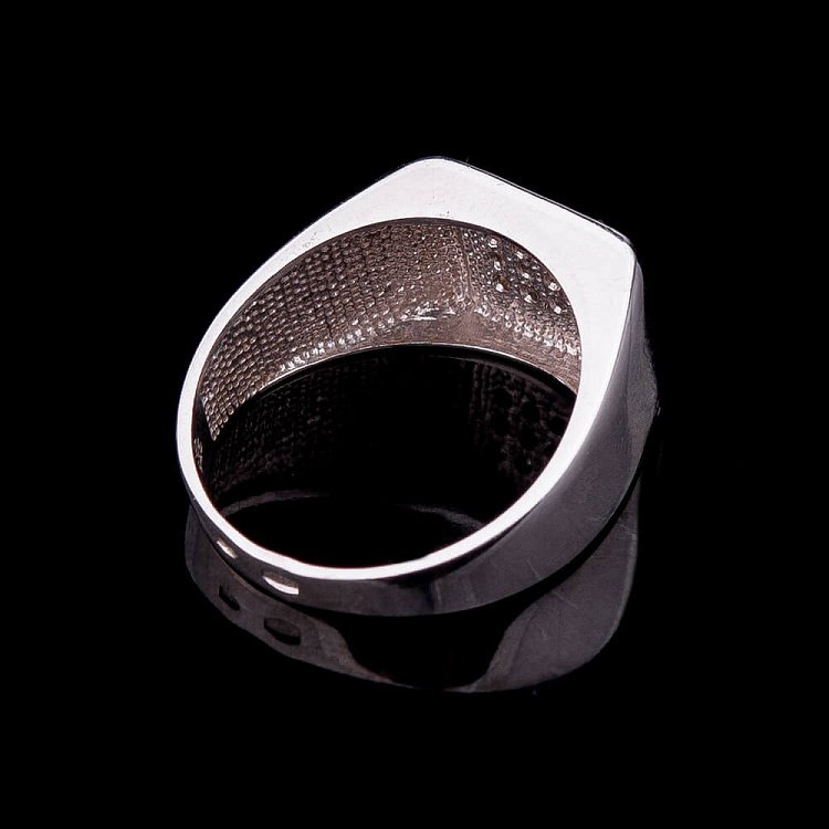 Серебряная печатка с фианитами 11844 от ювелирного магазина Оникс - 2