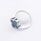 Серебряное кольцо "Клевер" с фианитами и им. малахита 111702 от ювелирного магазина Оникс - 1