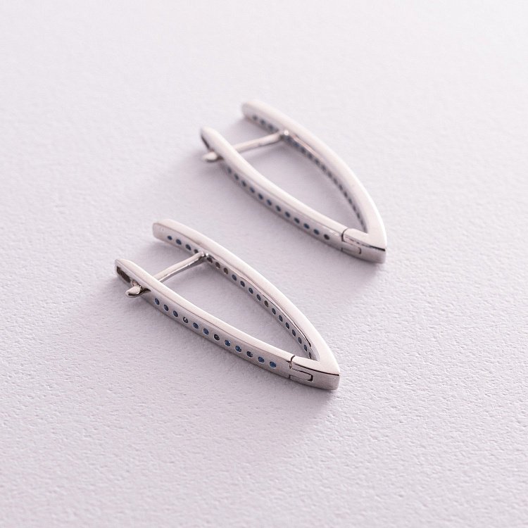 Срібні сережки "Ініціатива" (сині фіаніти) 123131 від ювелірного магазину Онікс - 2