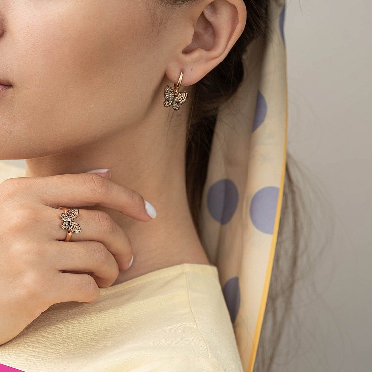 Золотое кольцо "Бабочка" с фианитами к05655 от ювелирного магазина Оникс - 2