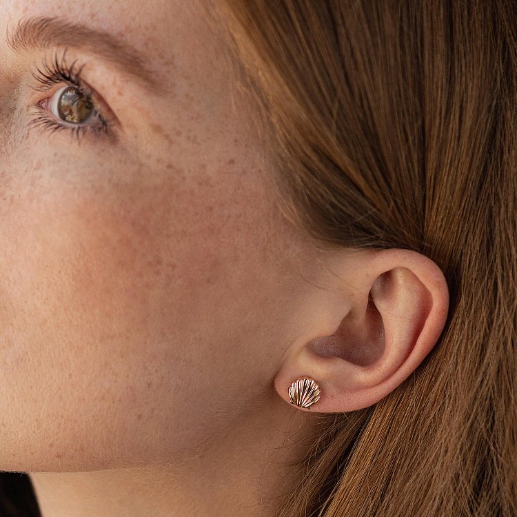 Серьги - пусеты "Ракушки" в красном золоте с08463 от ювелирного магазина Оникс - 10