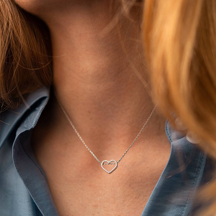 Серебряное колье "Сердечко" с фианитами 908-01004 от ювелирного магазина Оникс - 4