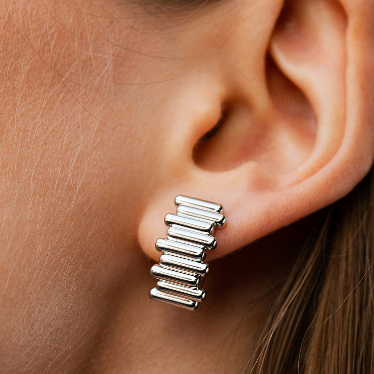 Серьги "Agnes" в белом золоте с09716 от ювелирного магазина Оникс - 4