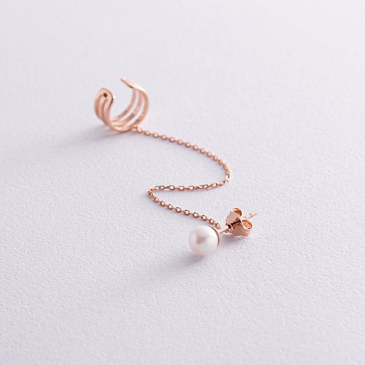 Серьга - каффа "Тринити" с жемчужиной (красное золото) с08261 от ювелирного магазина Оникс