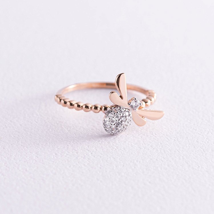 Золотое кольцо "Стрекоза" с фианитами к05195 от ювелирного магазина Оникс