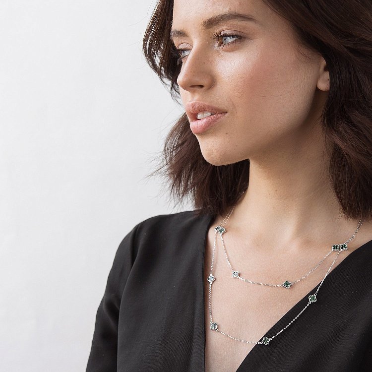 Серебряное колье "Клевер" (им. малахит) 18344 от ювелирного магазина Оникс