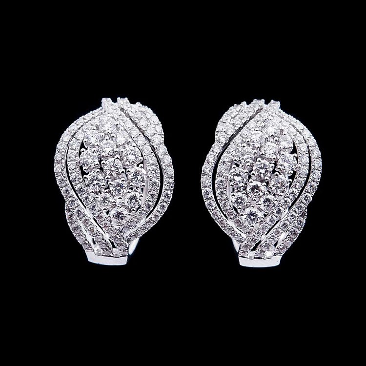 Золоті сережки з діамантами MB2570Egm від ювелірного магазину Онікс