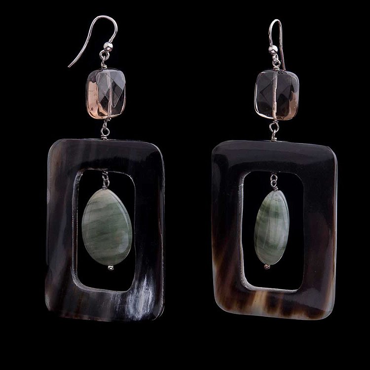 Серьги с агатом, кварцем дымчатым и слоновой костью с318с24 - 2 Серьги с агатом, кварцем дымчатым и слоновой костью с318с24 от ювелирного магазина Оникс - 2