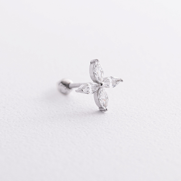 Одиночна срібна сережка в хрящ вушка "Квітка" 40070 від ювелірного магазину Онікс - 1