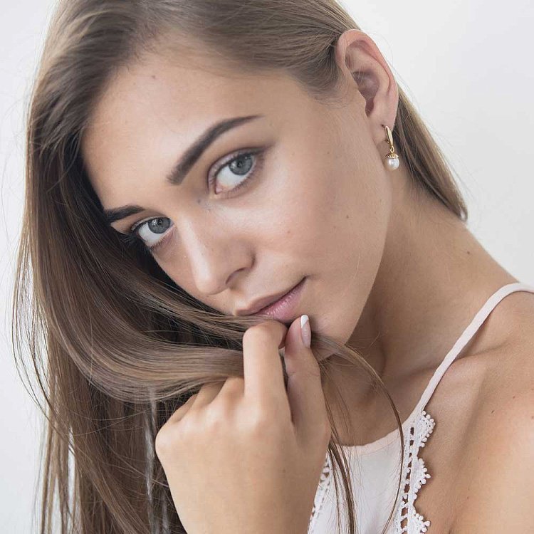 Золотые серьги с культ. пресн. жемчугом с03889 от ювелирного магазина Оникс - 4