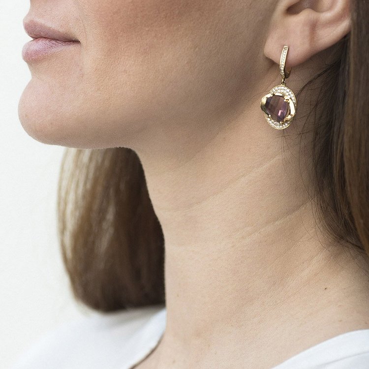 Золотые серьги с фианитами с03357 от ювелирного магазина Оникс - 2