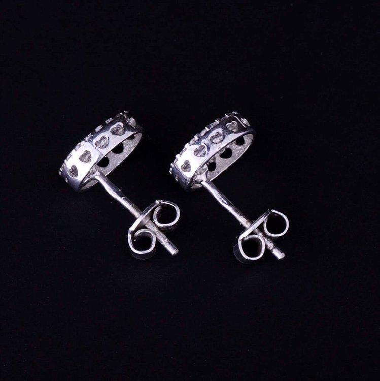 Сережки-пусети з фіанітами, родій (10мм) 121178 від ювелірного магазину Онікс - 1