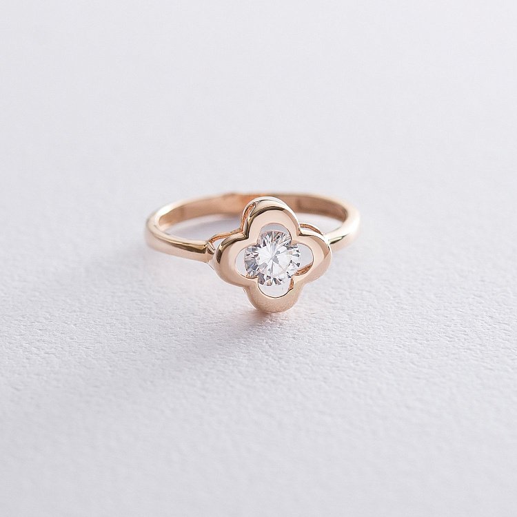 Золотое кольцо "Клевер" с фианитом к05200 от ювелирного магазина Оникс