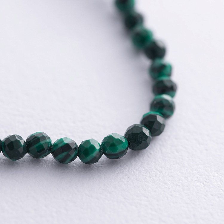 Серебряный браслет с малахитом на ногу 141662 от ювелирного магазина Оникс - 1