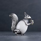 Серебряная фигура ручной работы "Белка с орешком" 23179ф от ювелирного магазина Оникс - 2