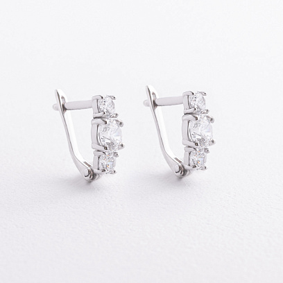 Серебряные серьги с фианитами 902-00620
