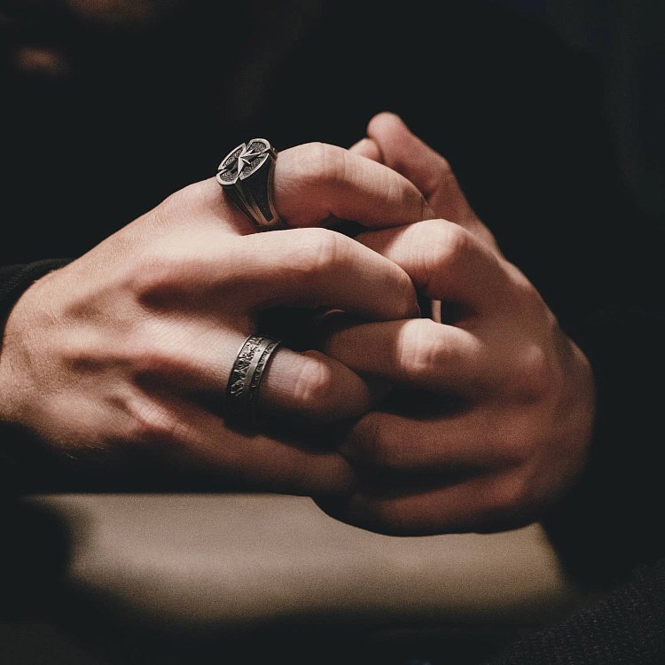 Серебряное кольцо "Тайная вечеря" 112684 от ювелирного магазина Оникс - 4