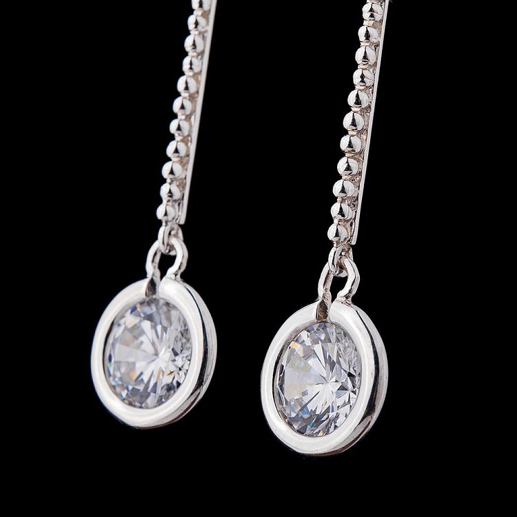 Серебряные серьги с фианитами 12501 от ювелирного магазина Оникс - 2