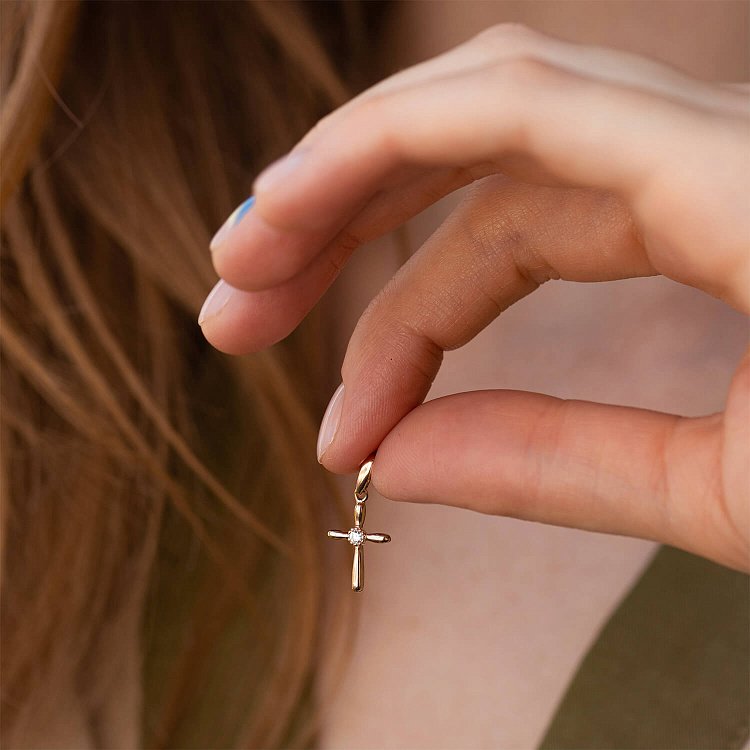 Золотий хрестик з фіанітом п03457 від ювелірного магазину Онікс - 3