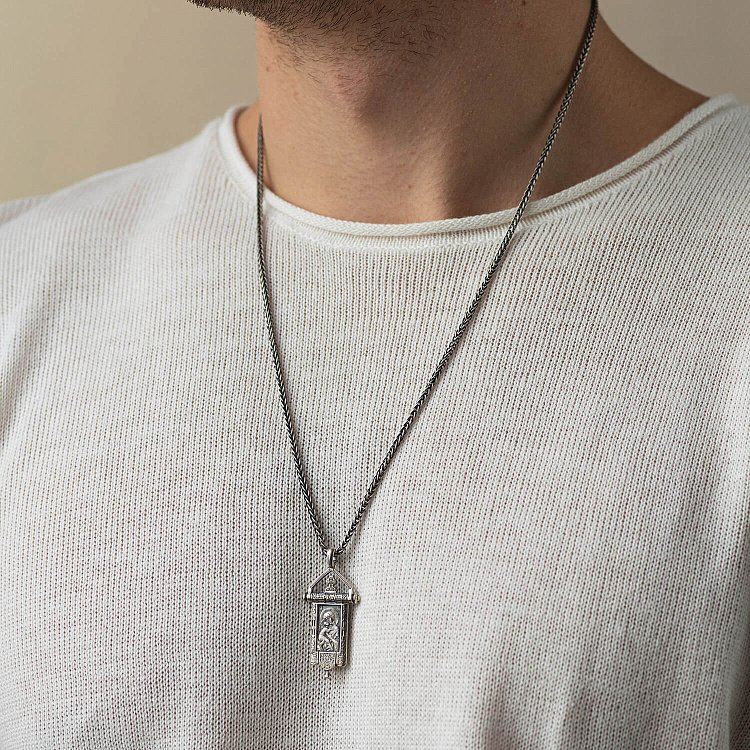 Срібна ладанка "Божа Матір" з чорнінням 13602 від ювелірного магазину Онікс - 1