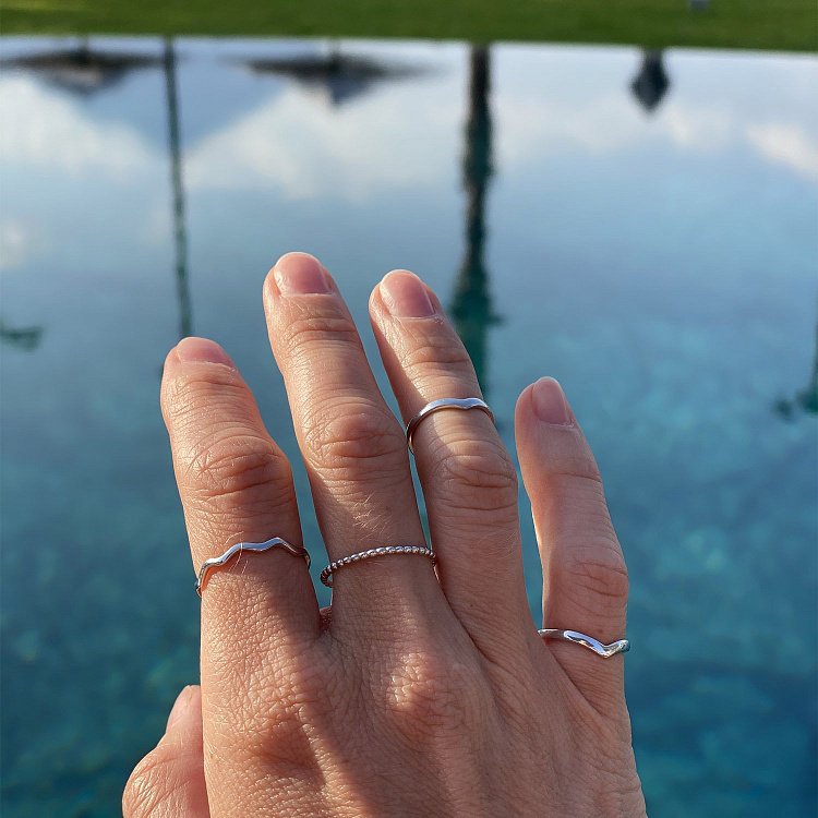 Кольцо "Волна" в серебре 112588 от ювелирного магазина Оникс - 6