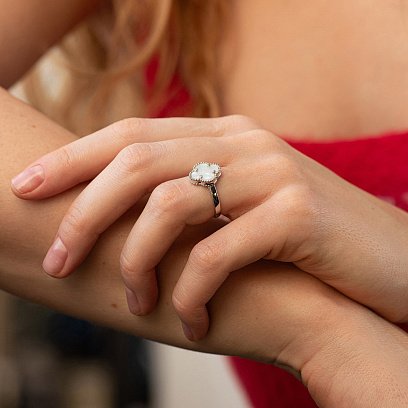 Срібна каблучка "Конюшина" з перламутром 112764 №2