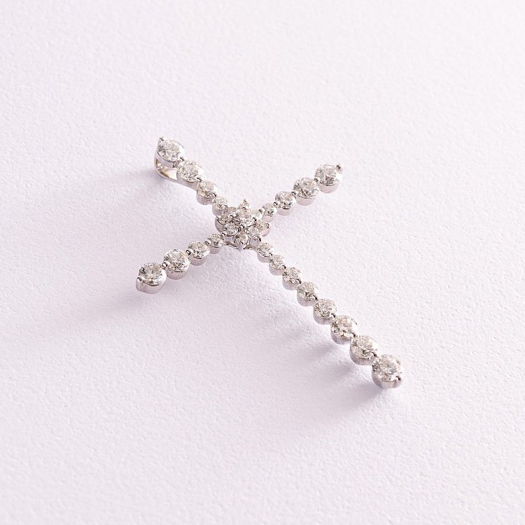 Золотой крестик с бриллиантами пкит442 от ювелирного магазина Оникс