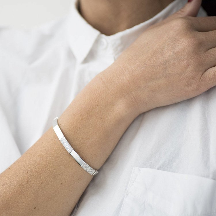 Золотой браслет (фианиты) б03925 от ювелирного магазина Оникс - 2