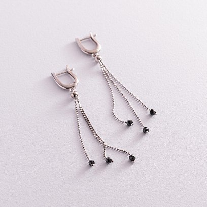 Серебряные висячие серьги с черными камнями 123153 №3