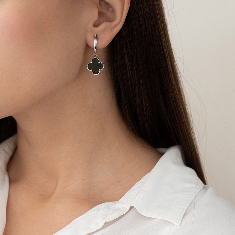 Серебряные серьги "Клевер" (оникс) 122809 от ювелирного магазина Оникс - 2