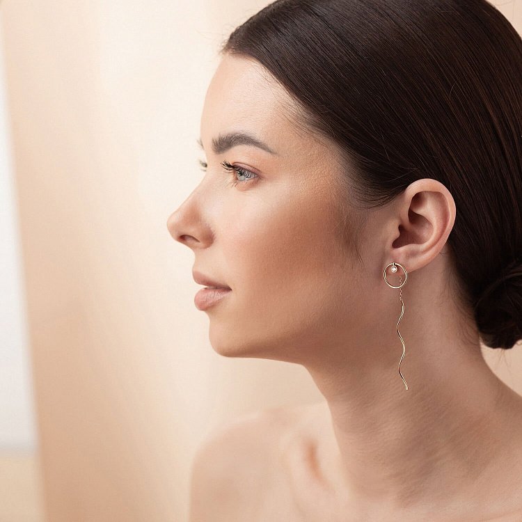 Золоті сережки - протяжки "Айріс" з фіанітами с08327 від ювелірного магазину Онікс - 2