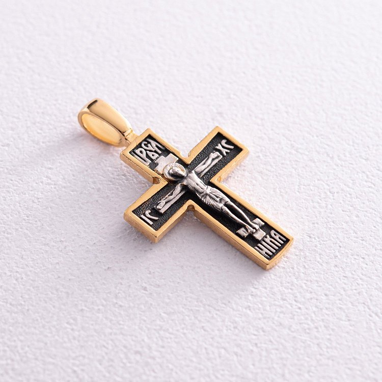 Серебряный крестик с позолотой 132460 от ювелирного магазина Оникс