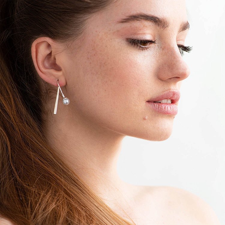 Серебряные серьги с жемчугом 122351 от ювелирного магазина Оникс - 2