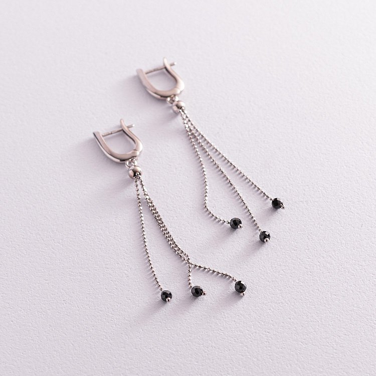 Срібні висячі сережки з чорними каменями 123153 від ювелірного магазину Онікс - 2