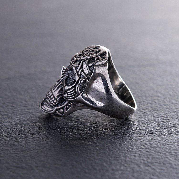 Срібний чоловічий перстень з черепом (чорніння) 112190 від ювелірного магазину Онікс - 6