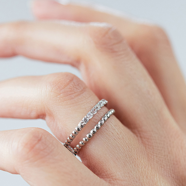 Двойное серебряное кольцо с фианитами 901-01612 от ювелирного магазина Оникс - 1