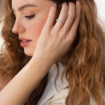 Кольцо с дорожкой камней в белом золоте (фианиты) к07390 №8