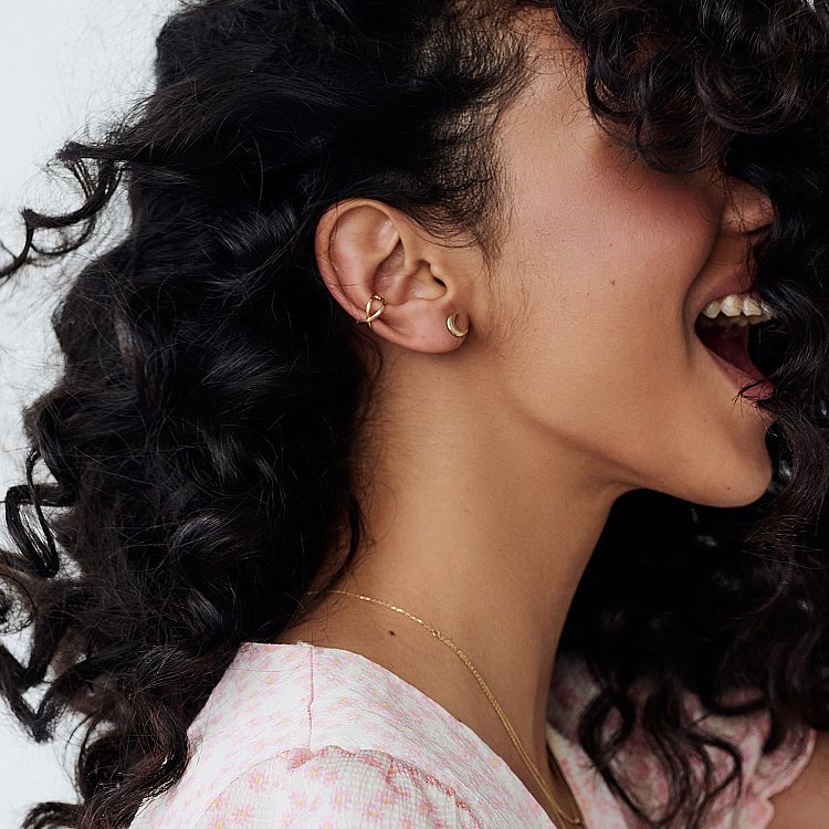 Сережка - каффа в жовтому золоті с06376 від ювелірного магазину Онікс - 3