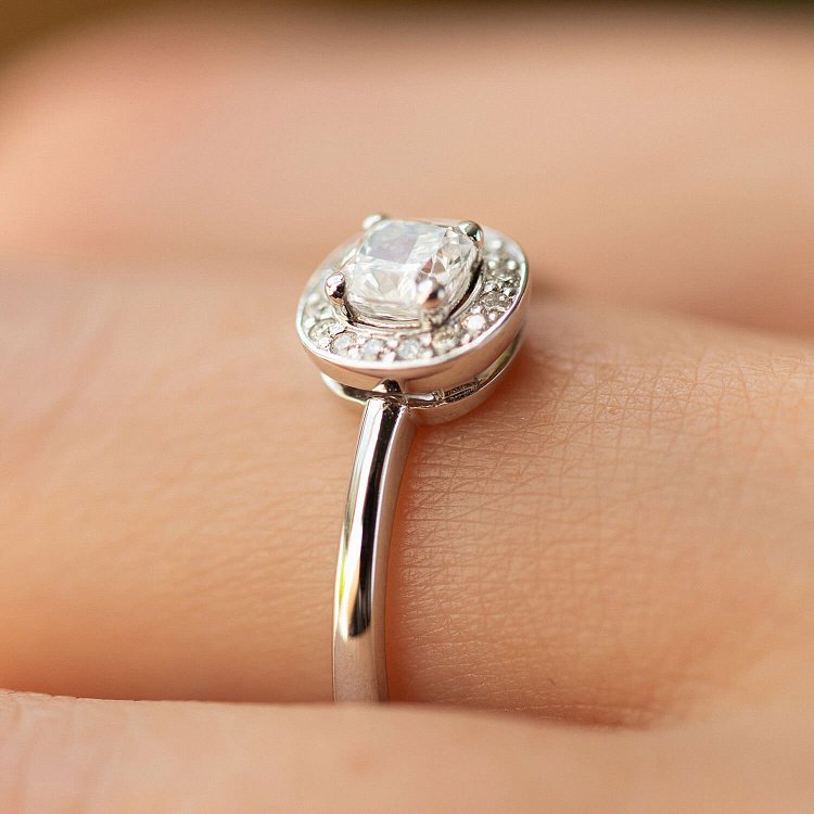 Золотое кольцо с бриллиантами 235481121 от ювелирного магазина Оникс - 5