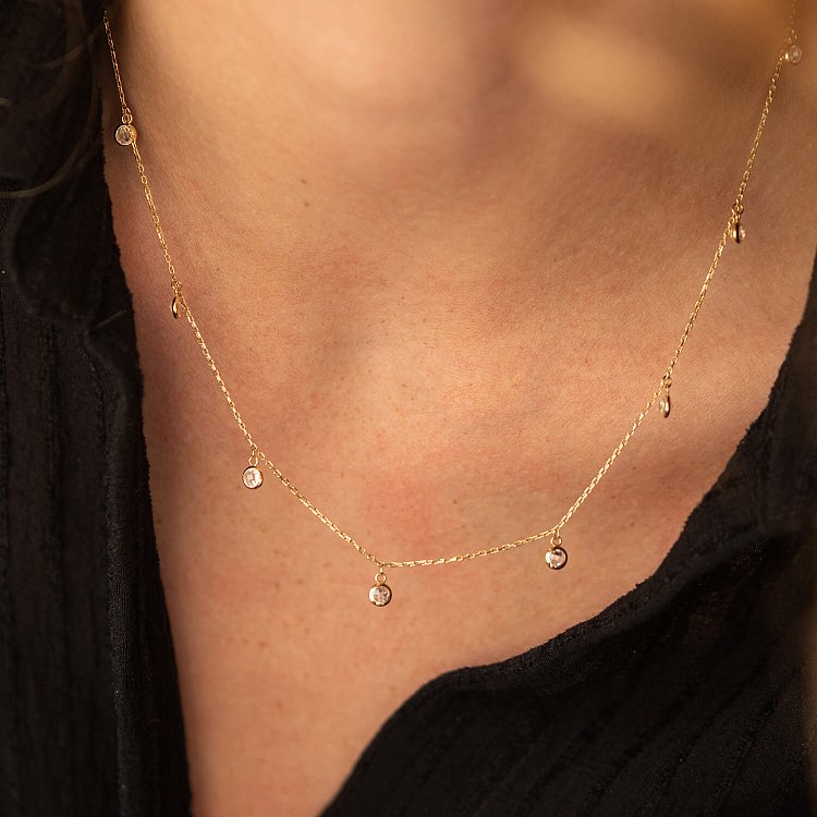 Колье из желтого золота с фианитами кол01378 от ювелирного магазина Оникс - 7