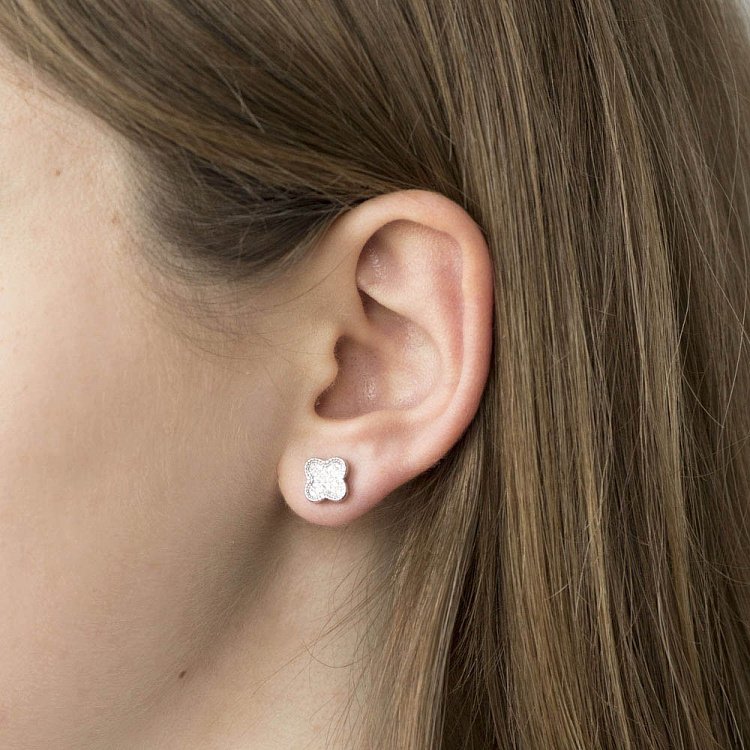 Срібні сережки-пусети з фіанітами "Конюшина" 121662 від ювелірного магазину Онікс - 1