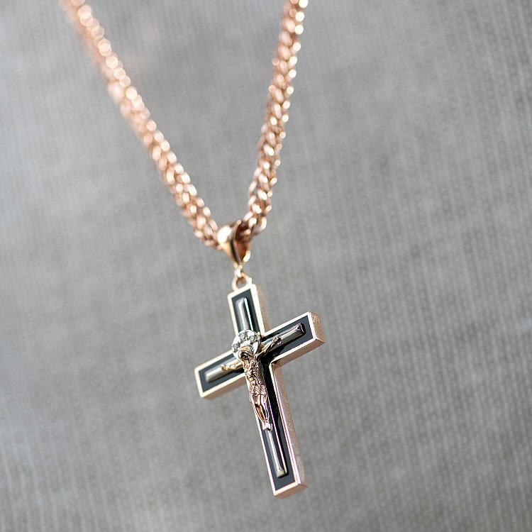 Золотий православний хрестик "Розп'яття. Спаси і Збережи" (емаль, фіаніти) п03905 від ювелірного магазину Онікс - 4