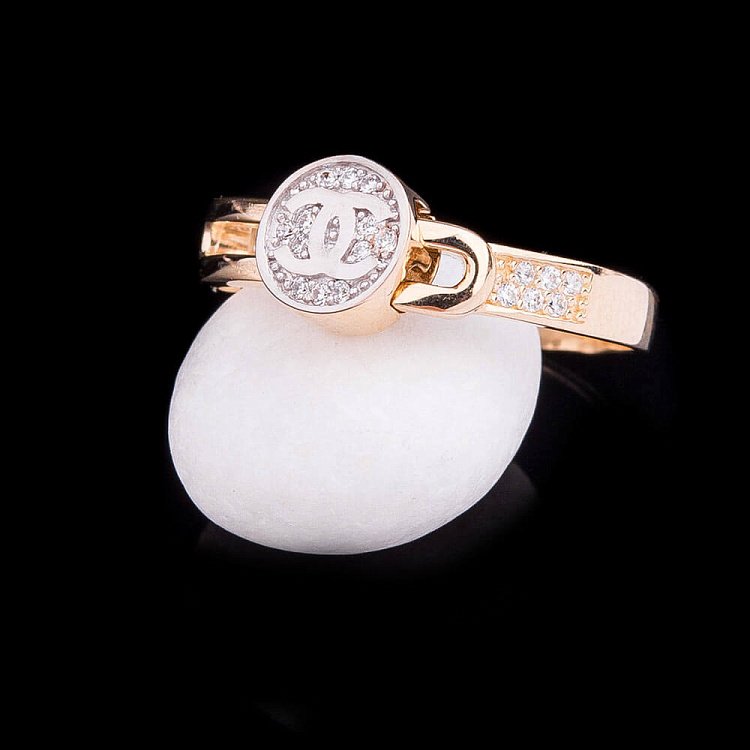 Эксклюзивное золотое кольцо с фианитами к04300 от ювелирного магазина Оникс - 1