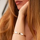 Жорсткий золотий браслет "Love" (діаманти) бб0047m от ювелирного магазина Оникс - 3