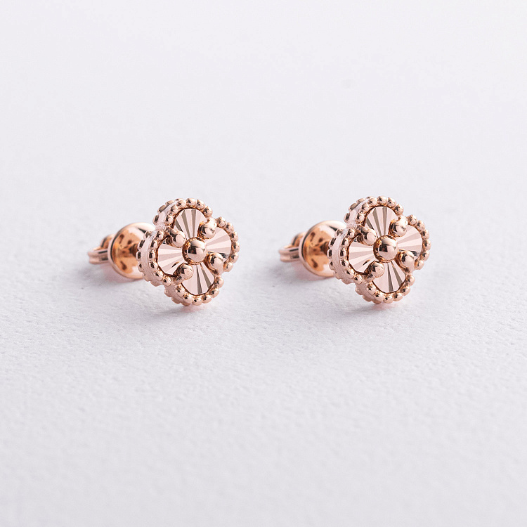 Cерьги - пусеты "Клевер" в красном золоте с09621 от ювелирного магазина Оникс - 1