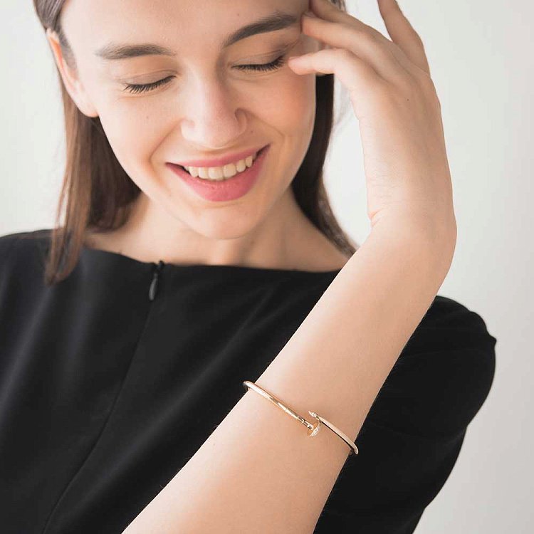 Золотий браслет "Цвях" з фіанітами б02098 від ювелірного магазину Онікс - 3