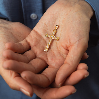 Крестик в желтом золоте (фианиты) п04040 №2