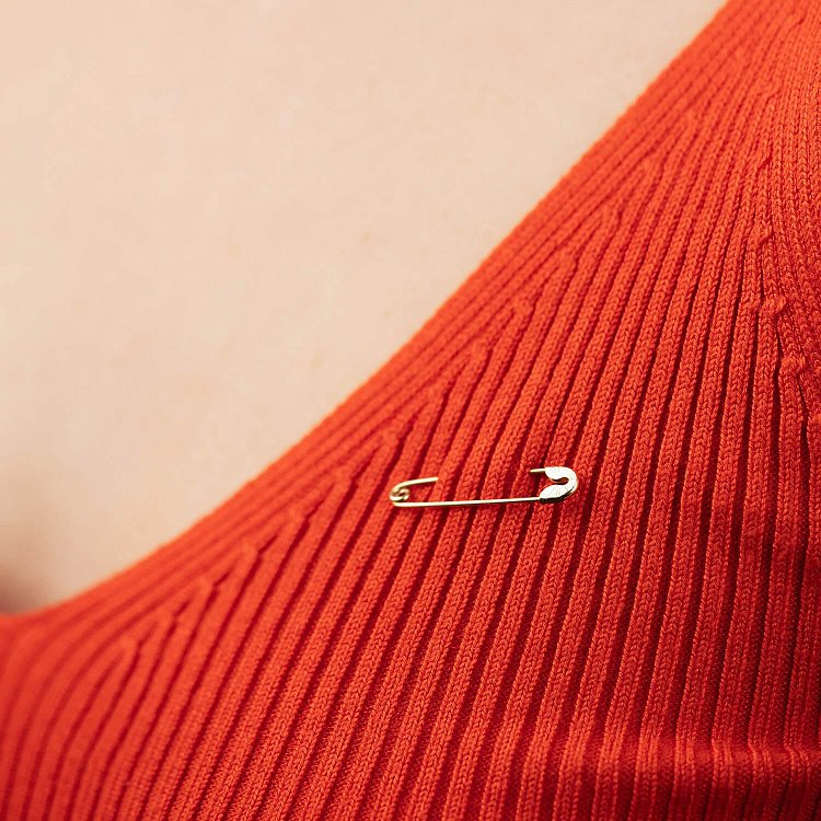 Булавка в желтом золоте зак00317 от ювелирного магазина Оникс - 1