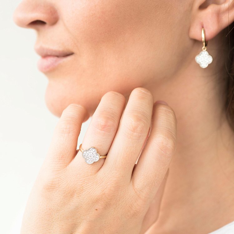 Золотое кольцо "Клевер" с фианитами к04855 от ювелирного магазина Оникс - 3